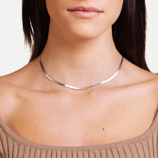 Female Model Wearing Sterling Silver Herringbone Chain Hannah - Playa Luna Jewelry