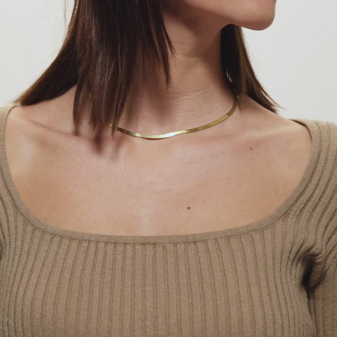 Female Model Showing Gold Herringbone Chain Elena - Playa Luna Jewelry