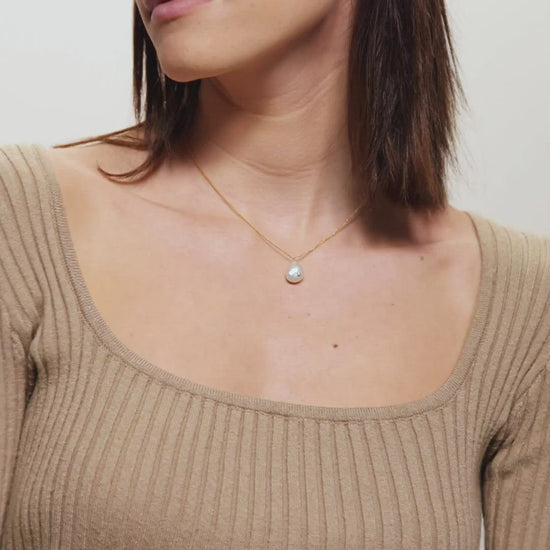 Female Model Showing Pearl Pendant Necklace Diana - Playa Luna Jewelry